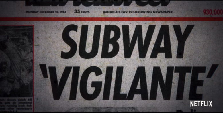 Un titolo di giornale recita 'Subway Vigilante'